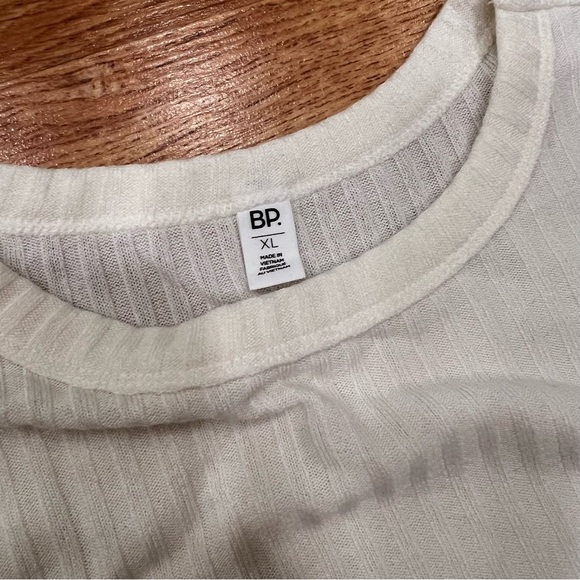 🤍Perfect white/creme wide ribbed knit long sleeve base shirt Nordstrom BP XL - Picture 2 of 4